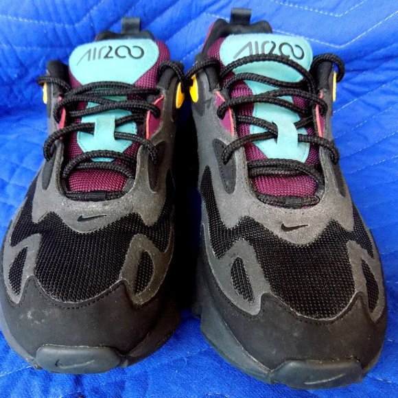 Nike Air Max 200 Black Sneakers - Size 7-1/2 - Picture 3 of 7